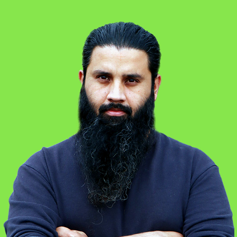 Zulqarnain - Founder of XEEZONE